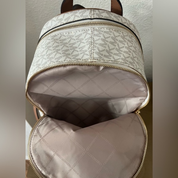 Michael Kors- Rhea Medium Cream Logo Backpack - Picture 6 of 10